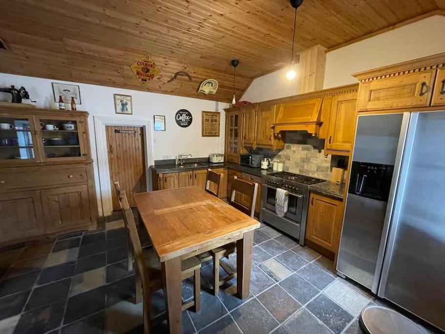 John The Mills Cottage Spahot Tub Private Beach Donegal Town Exterior foto